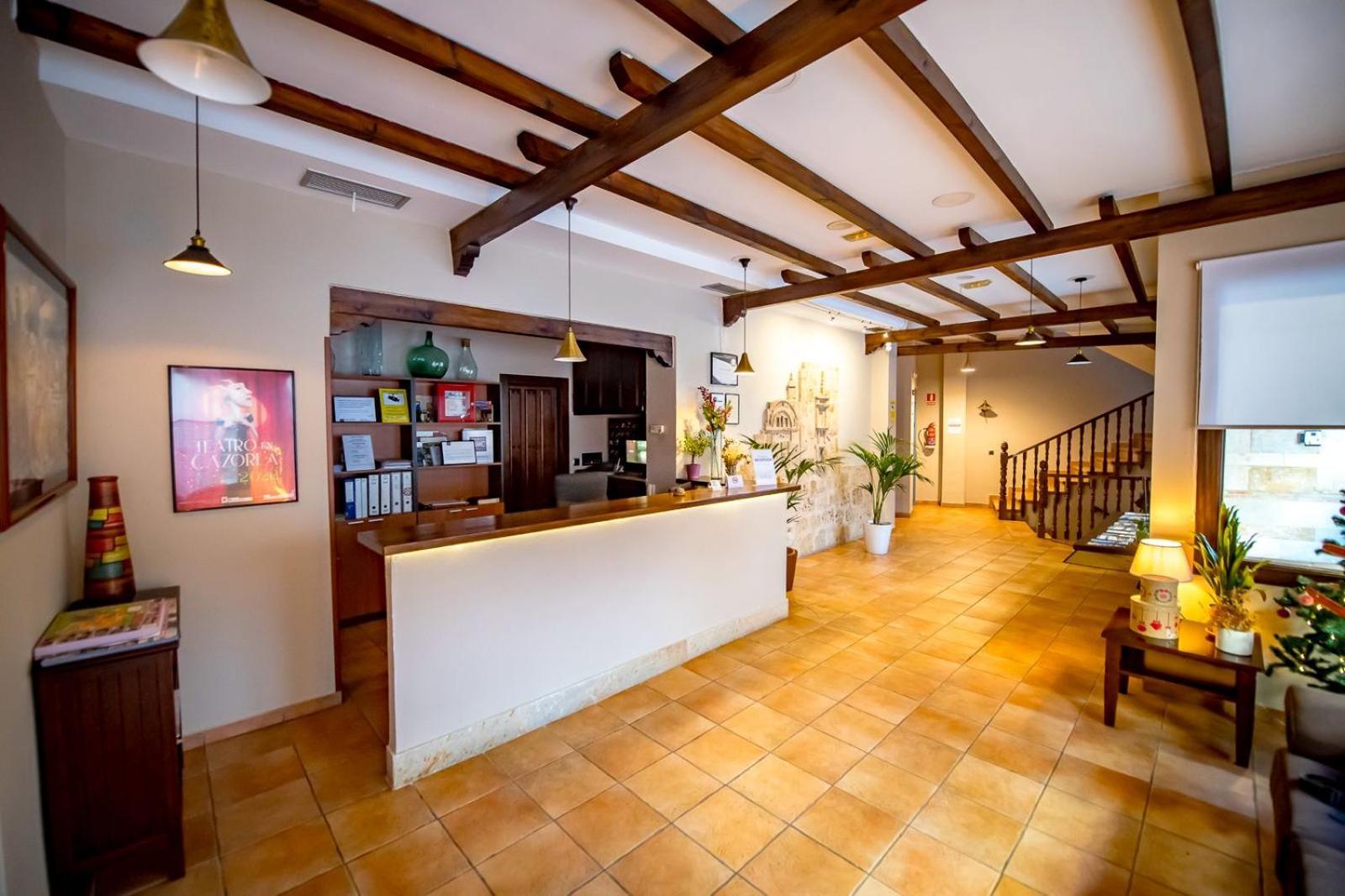 Hotel Tharsis Cazorla Bagian luar foto